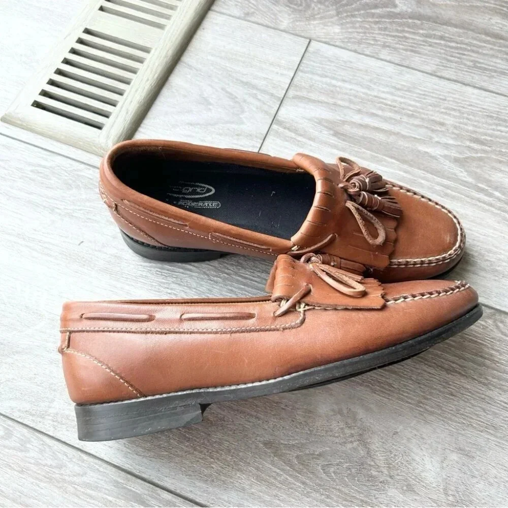 Johnston & Murphy Tassel Brown Leather Loafer